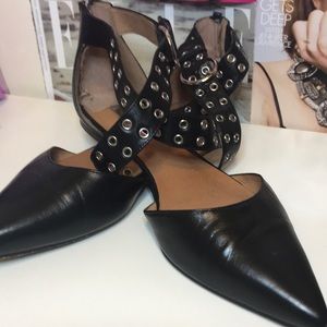 Edgy ballet flats